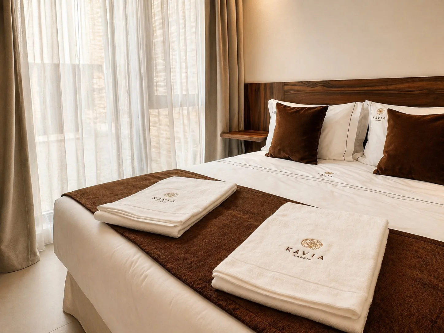 Cama doble de la Habitación Doble Estándar del Hotel Kavia Sarria